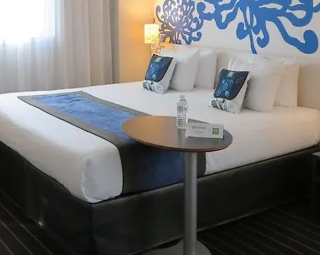 Ibis Styles Centre Meriadeck Hotel 3*